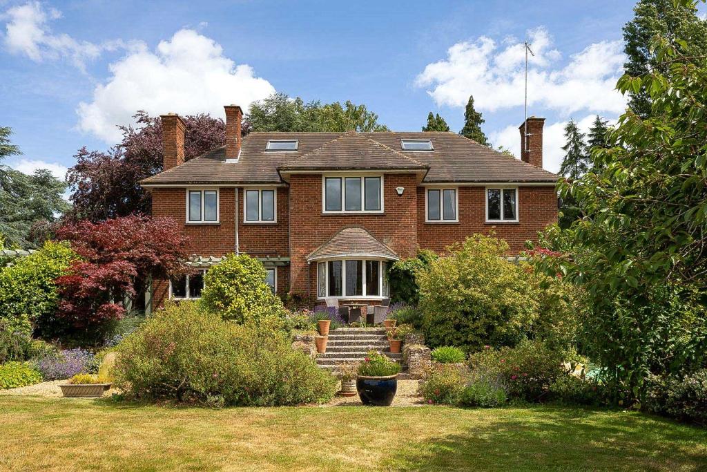 Golf Lane Church Brampton Northampton 03