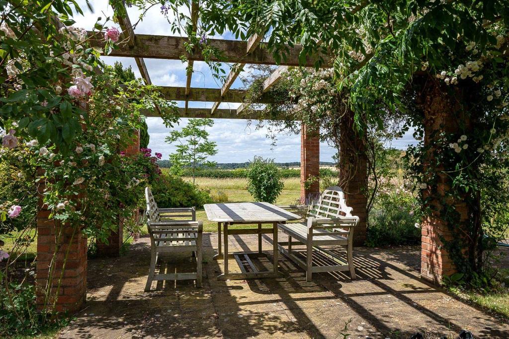 Golf Lane Church Brampton Northampton 23