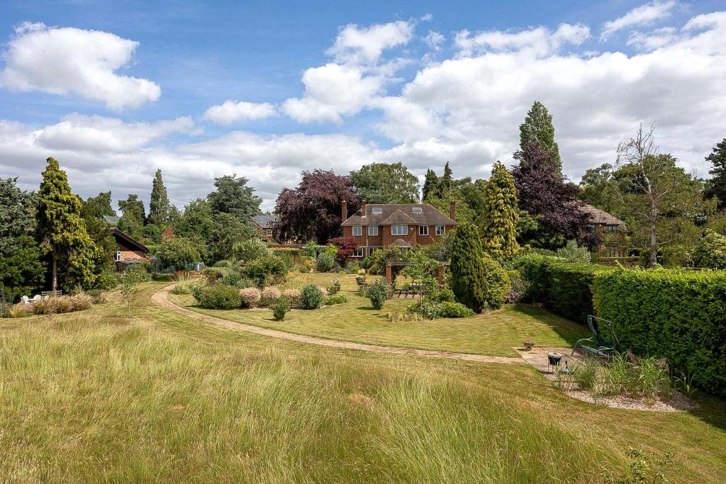 Golf Lane Church Brampton Northampton 25