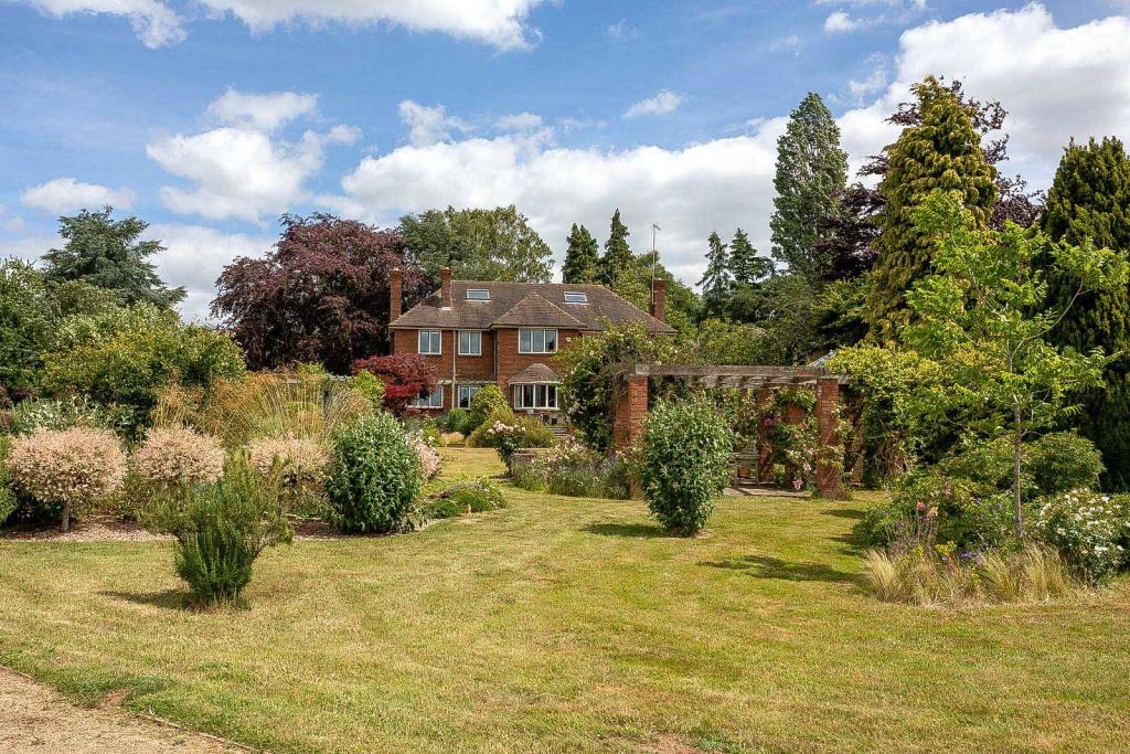 Golf Lane Church Brampton Northampton 27